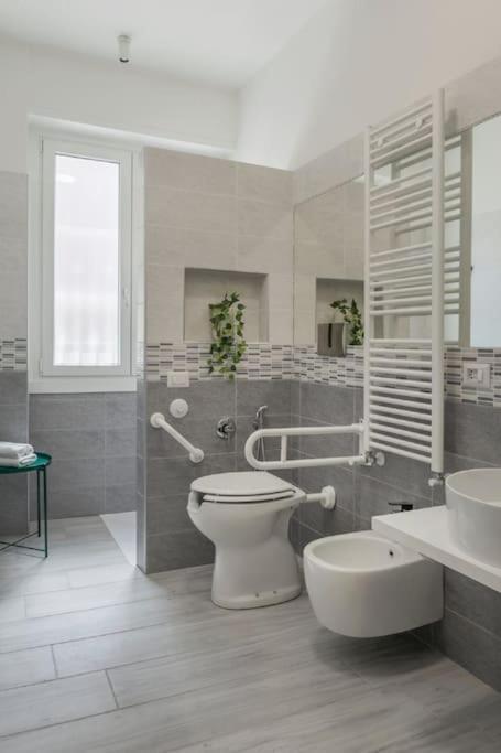 Apartamento Ca' Lucia - Affitti Brevi Italia Milán Exterior foto
