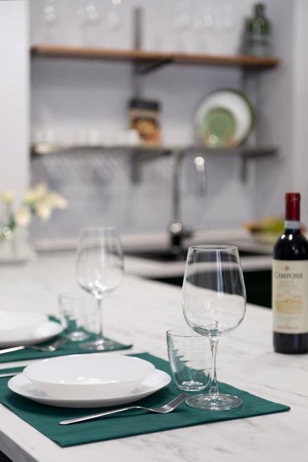 Apartamento Ca' Lucia - Affitti Brevi Italia Milán Exterior foto