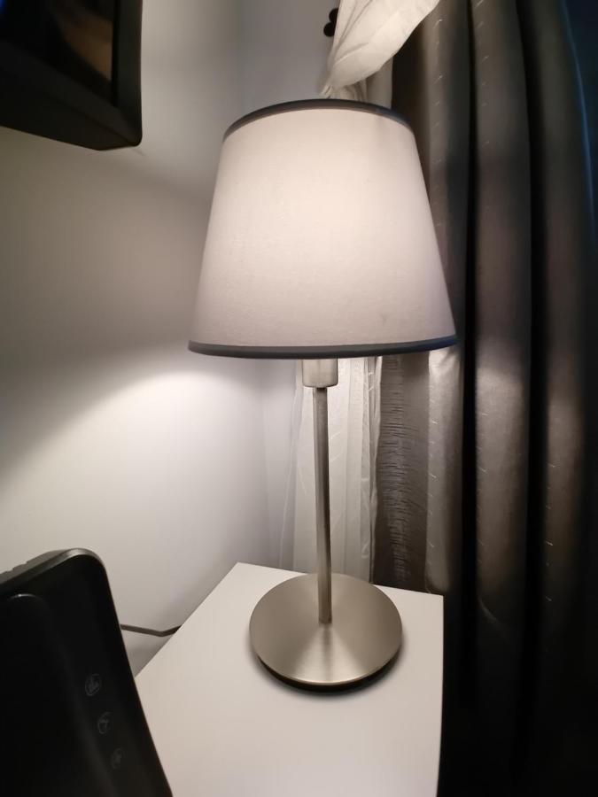 Apartamento Ca' Lucia - Affitti Brevi Italia Milán Exterior foto